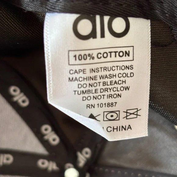 New. Unisex Yoga tan and white Cap - Picture 6 of 7